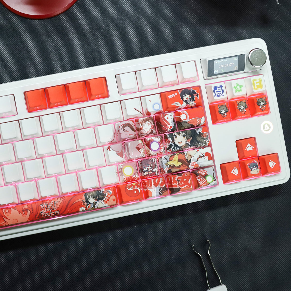 Hakurei Reimu — Touhou Project 122-Key PBT Dye-Sub Keycap Set